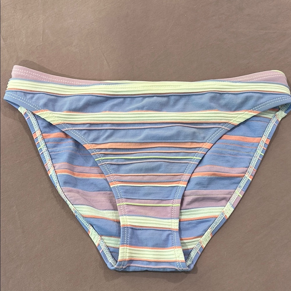 La Blanca size 8 Striped Bikini Bottom